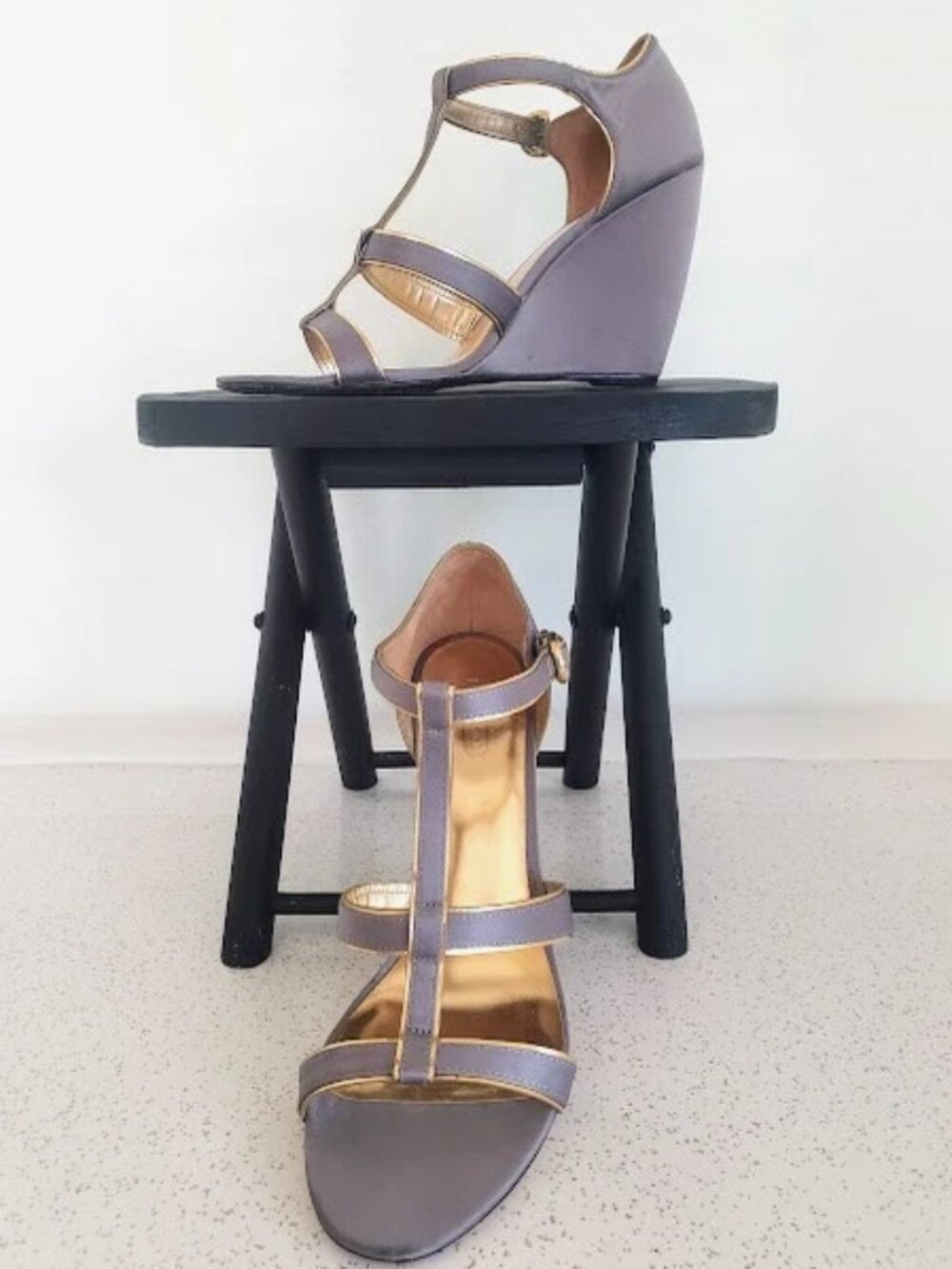 Coach Satin Trixy Slate Grey Silver Gold Open Toe Strappy Wedge Heels size 9.5